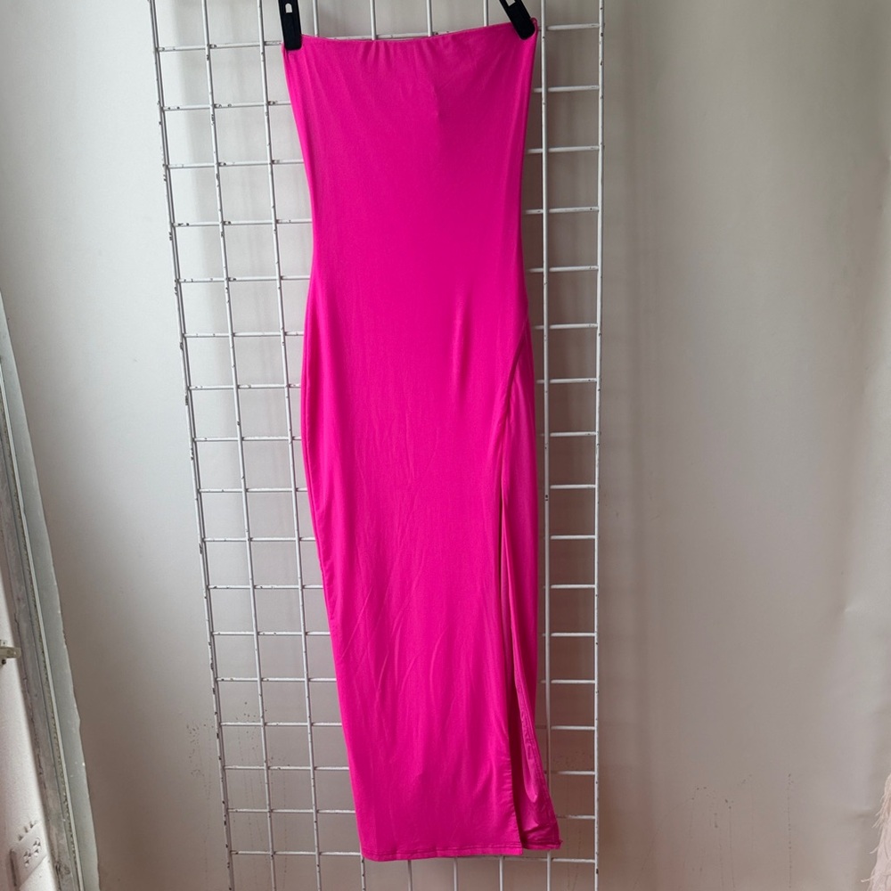 NWT Princess Polly Panama Strapless Maxi Dress in Bright Fuchsia Size Small